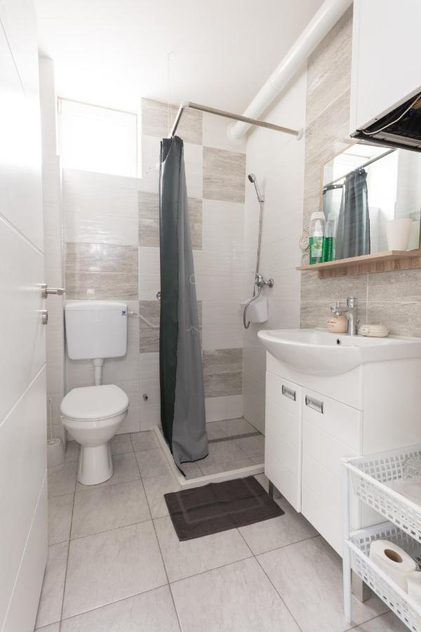 Apartmani Kod Marka Pozega Esterno foto