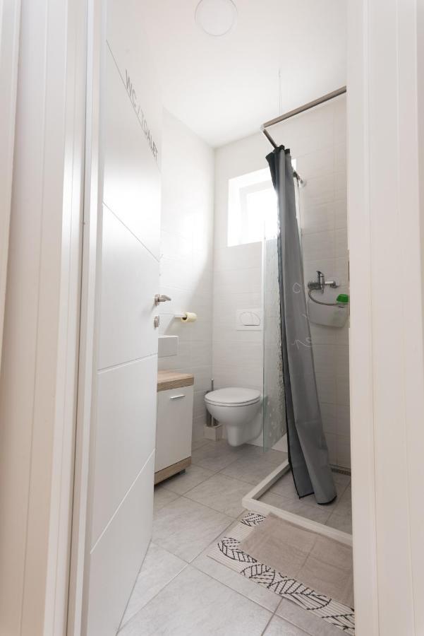 Apartmani Kod Marka Pozega Esterno foto